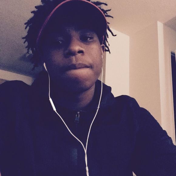 Meet your Posher, Chris - Picture 1 of 1